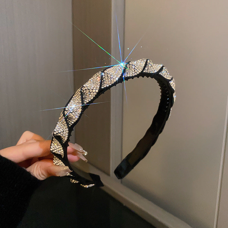 Wholesale Full of diamonds, super sparkling, elegant, fashionable and versatile colored diamond hair pressing headband